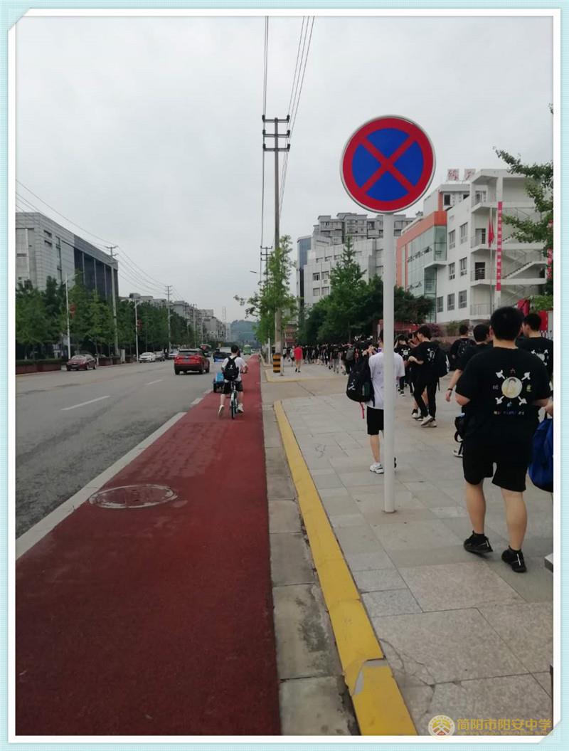 路途1.jpg