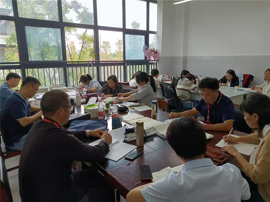 语文.jpg 语文.jpg