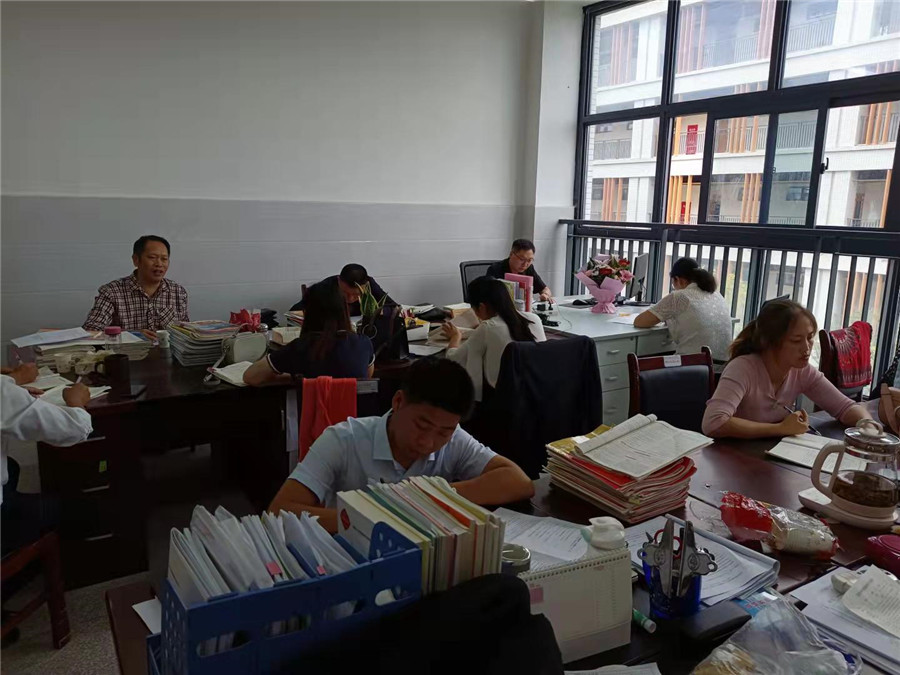 数学.jpg 数学.jpg