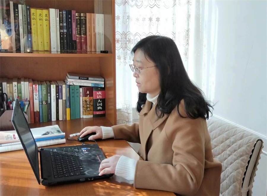 12任小兰.jpg 12任小兰.jpg